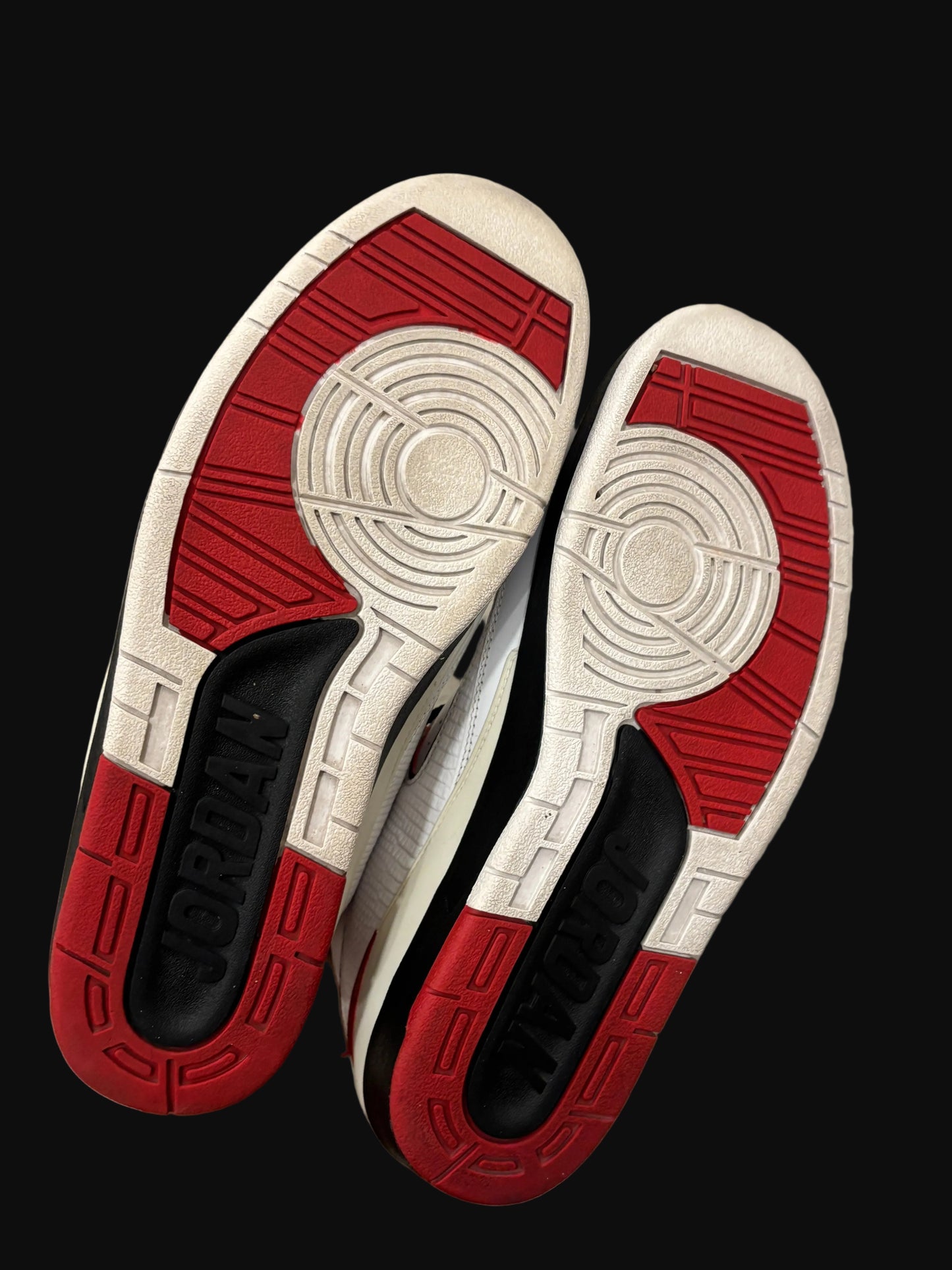 Jordan 2 Retro "White Varsity Red" 2010 - Size 9.5 - Pre-Owned