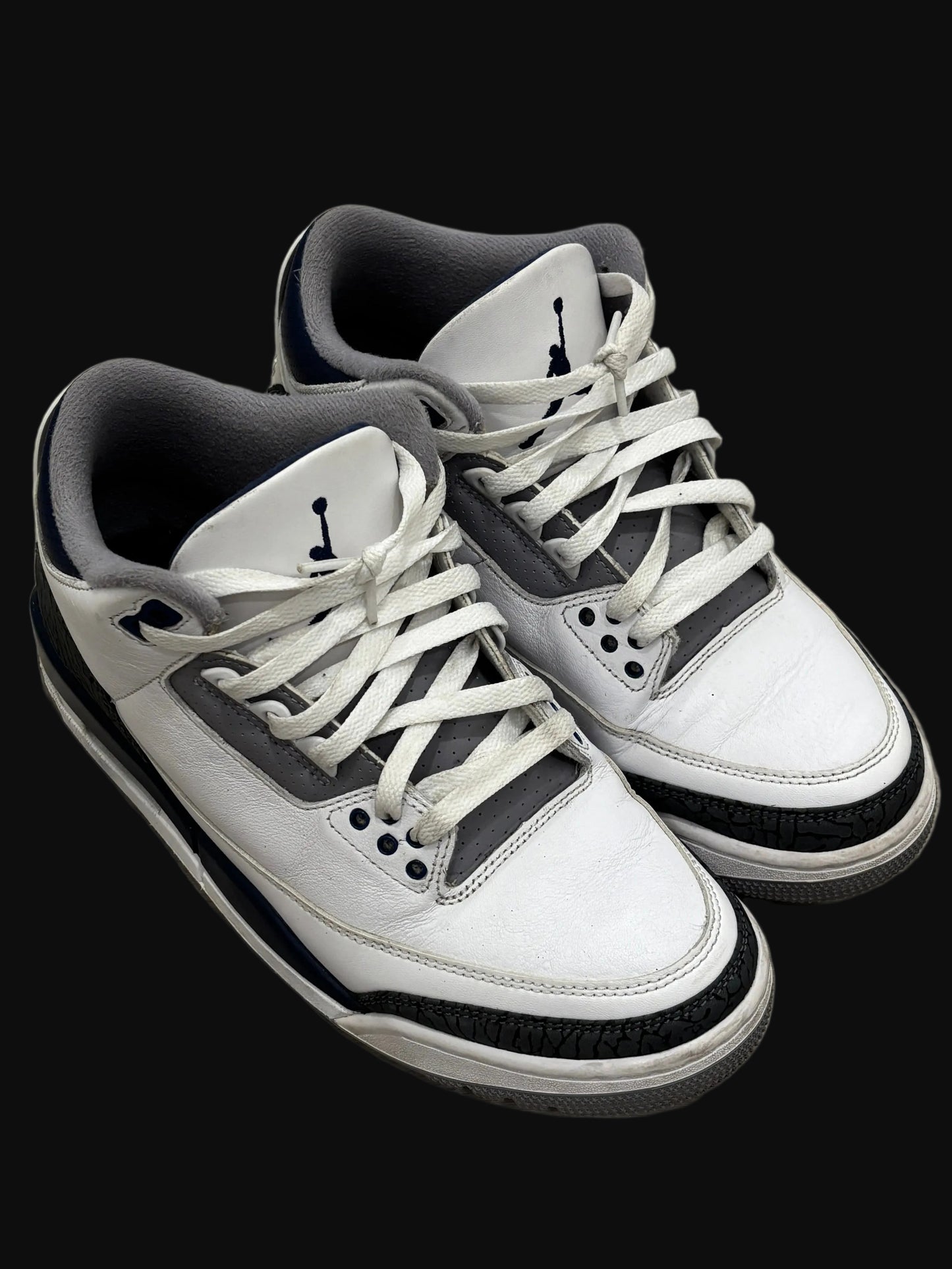 Jordan 3 Retro "Midnight Navy" - Size 8 - Pre-Owned