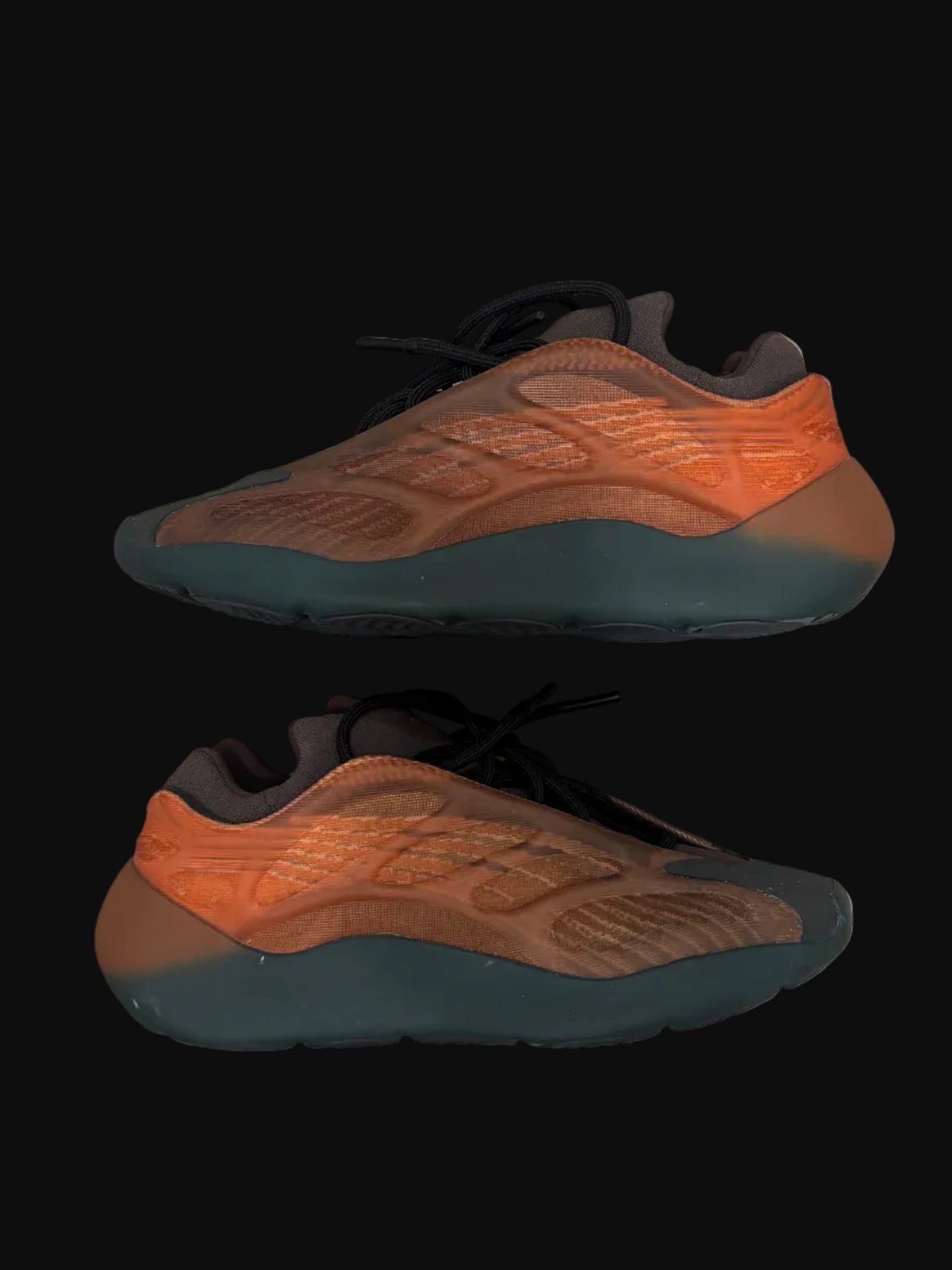 Yeezy 700 V3 Copper Fade - Size 11.5 - Pre-Owned