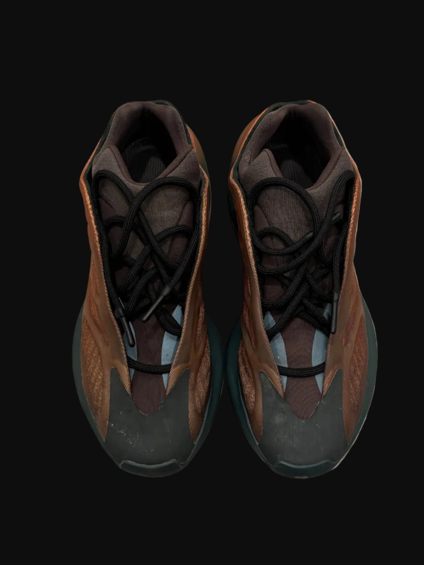 Yeezy 700 V3 Copper Fade - Size 11.5 - Pre-Owned