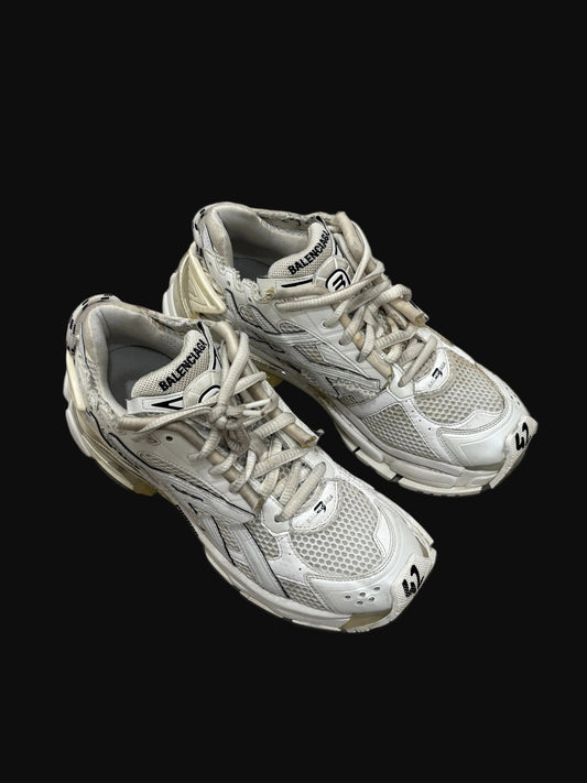 Balenciaga Runner - Size 42 - Pre-Owned